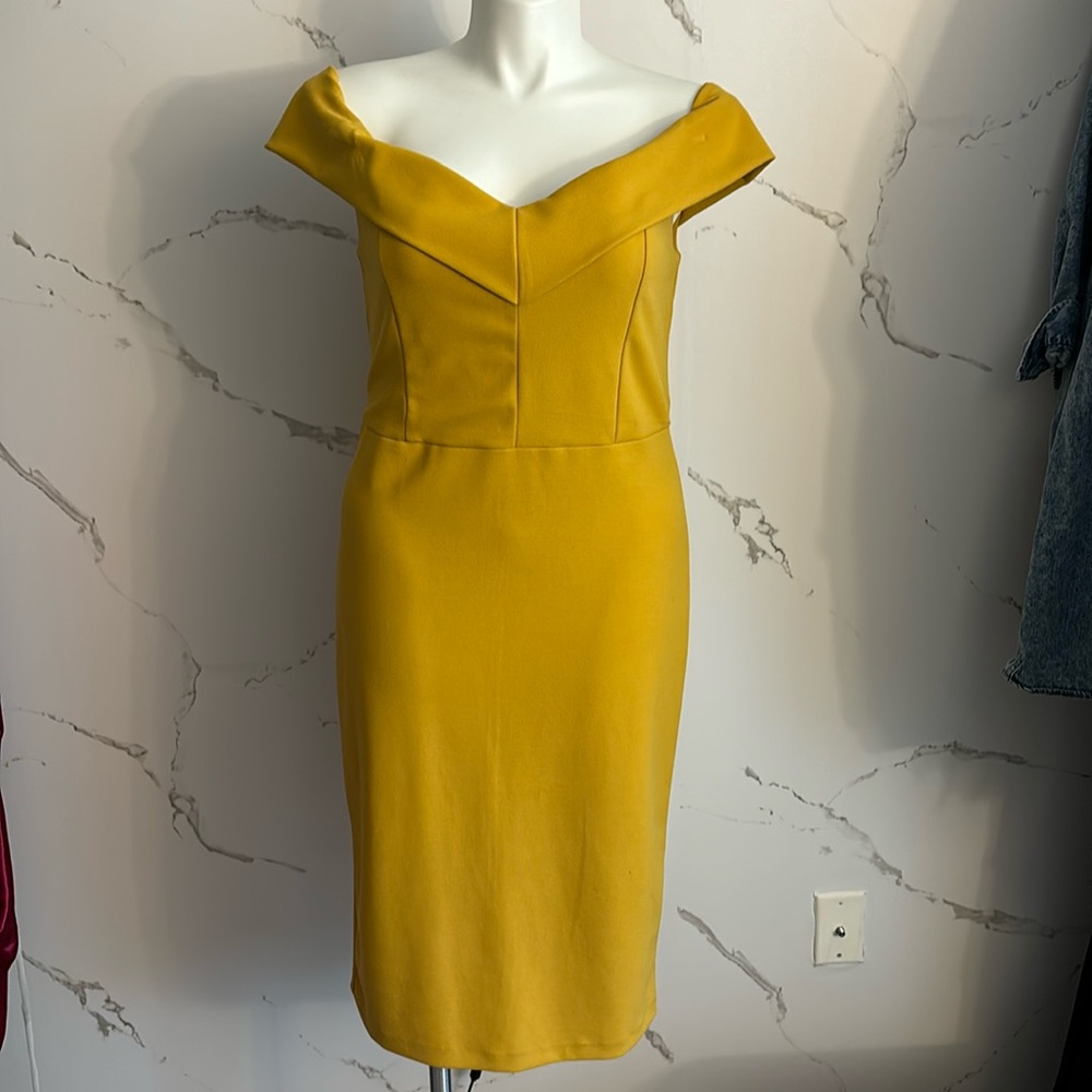 New York & Company Yellow Bodycon Dress | 14